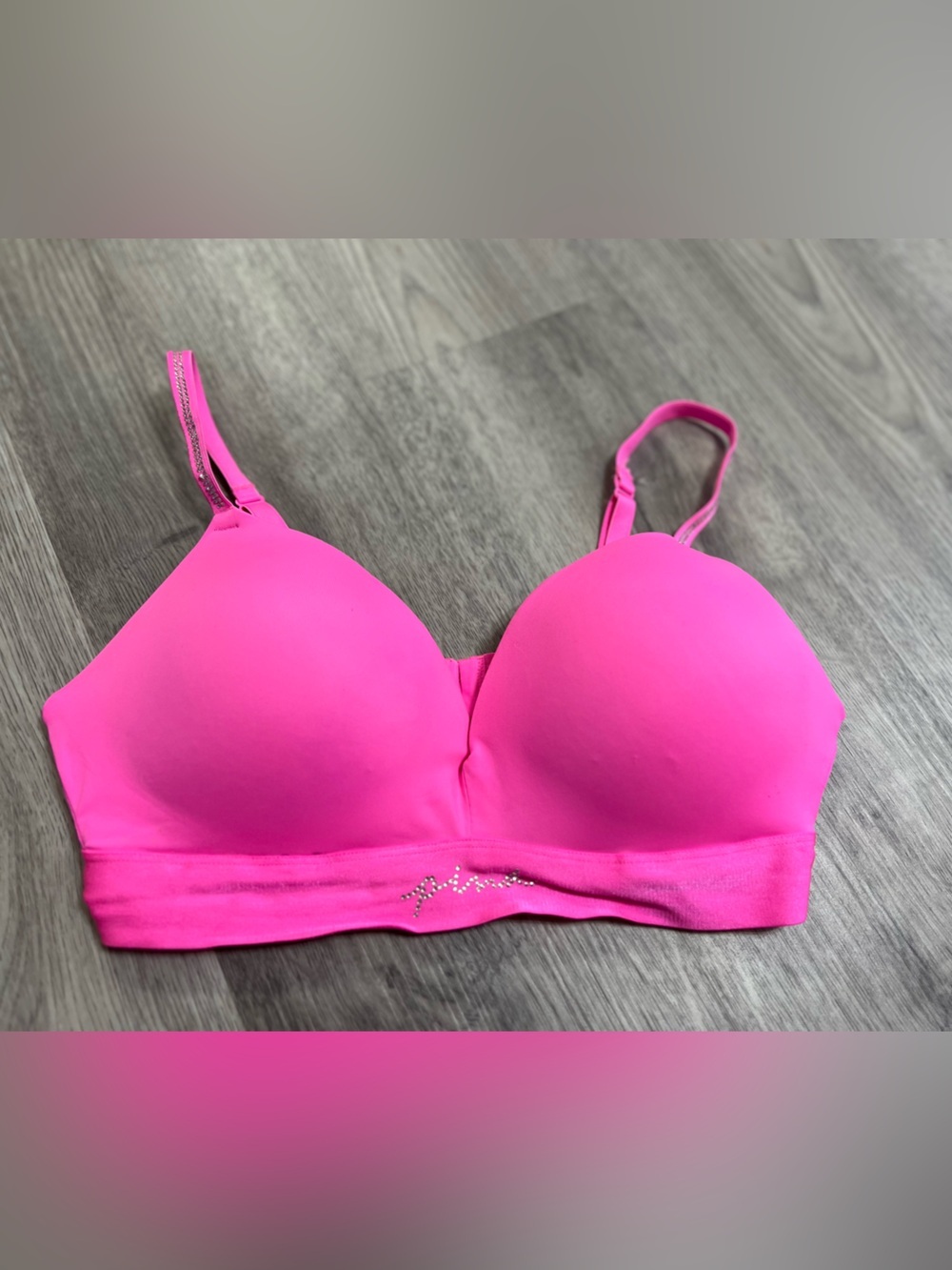 PINK Wireless Push Up Bra